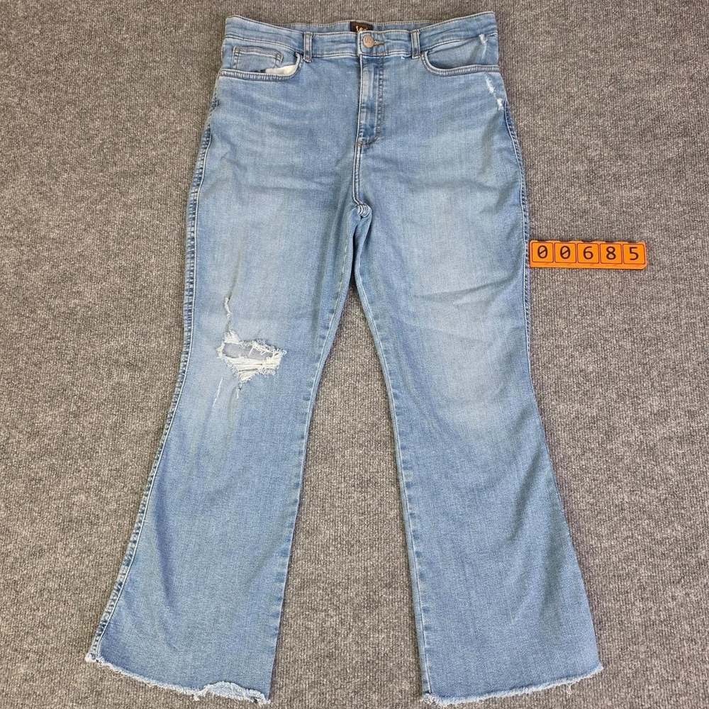 Lee Heritage Jeans Women's Light Wash High Rise Flare Distressed Denim